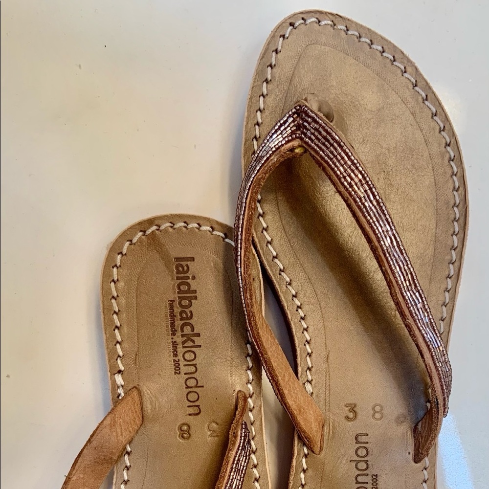 LAIDBACK LONDON - Rhinestone flat saddles